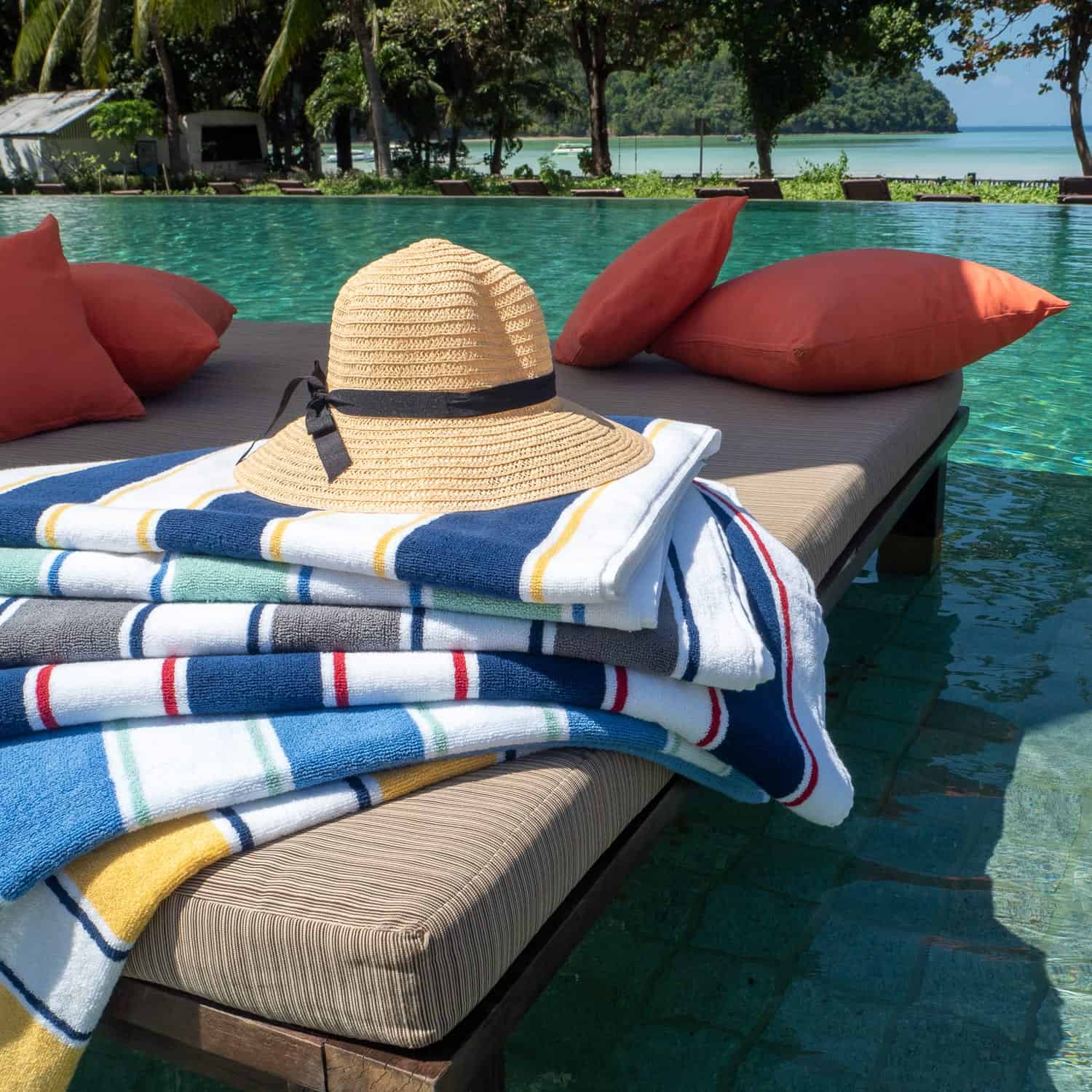 Oxford Tropical Stripe, Nice Pool Towels